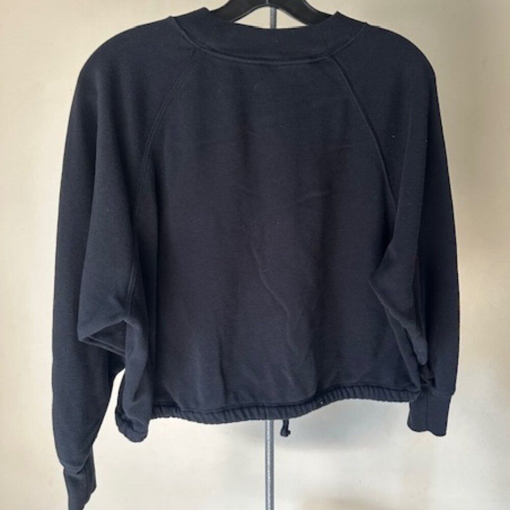 Old Navy Active Black Cropped Sweatshirt  8539  XS